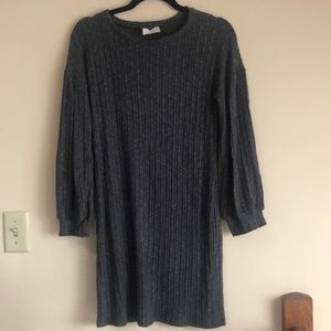 Gray balloon sleeve sweater dress